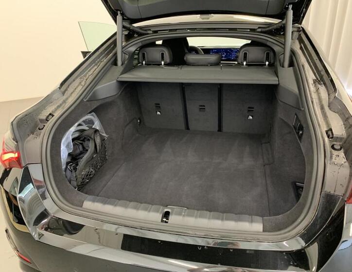 BMW i4 4
