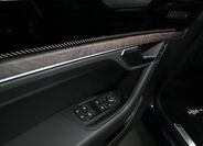 Volkswagen Touareg 14