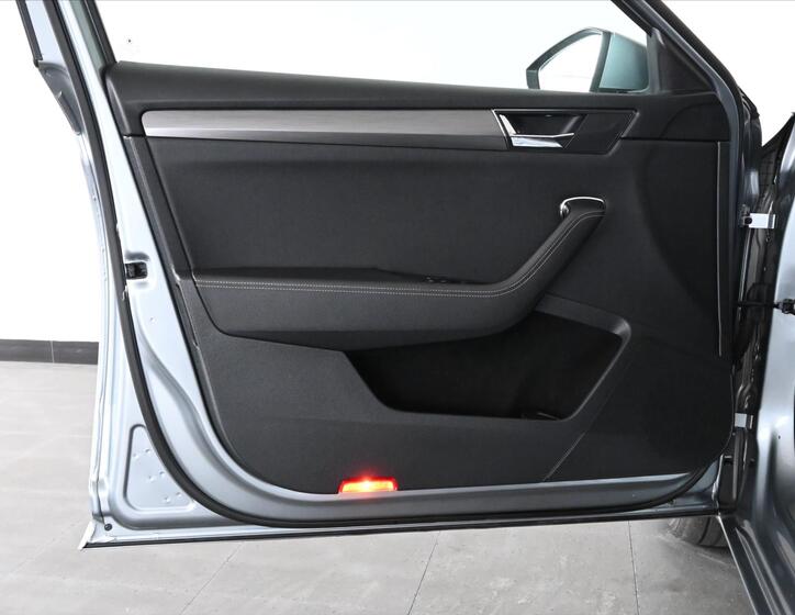 Škoda Superb 26