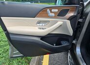 Mercedes-Benz GLE 9