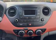 Hyundai i10 18