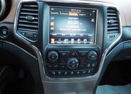 Jeep Grand Cherokee 14