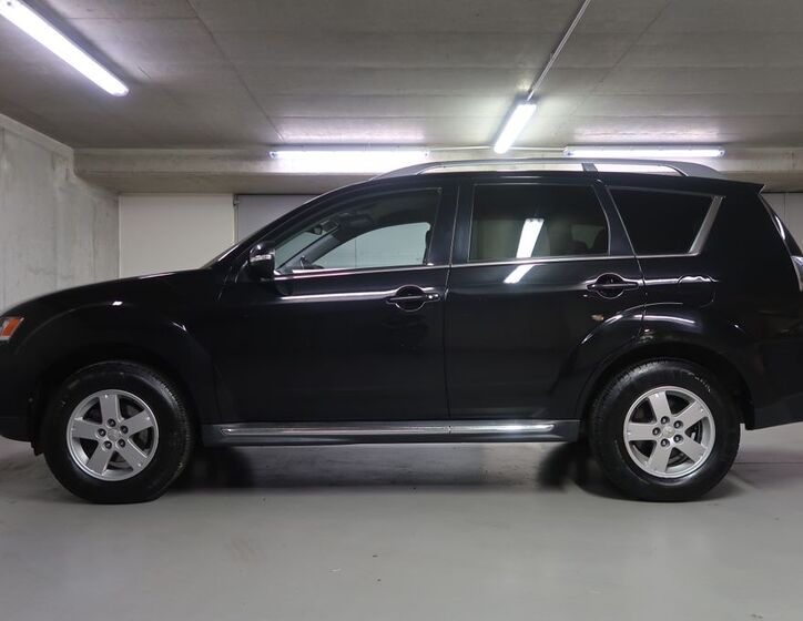 Mitsubishi Outlander 8