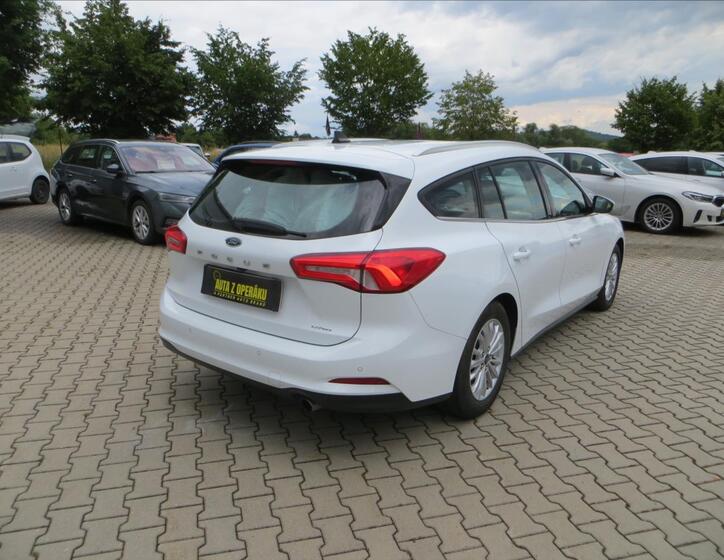 Ford Focus 9