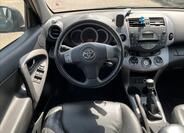 Toyota RAV4 14