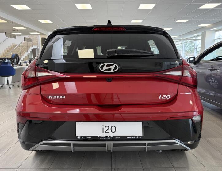 Hyundai i20 4