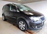 Volkswagen Touran 1