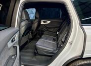 Audi Q7 10