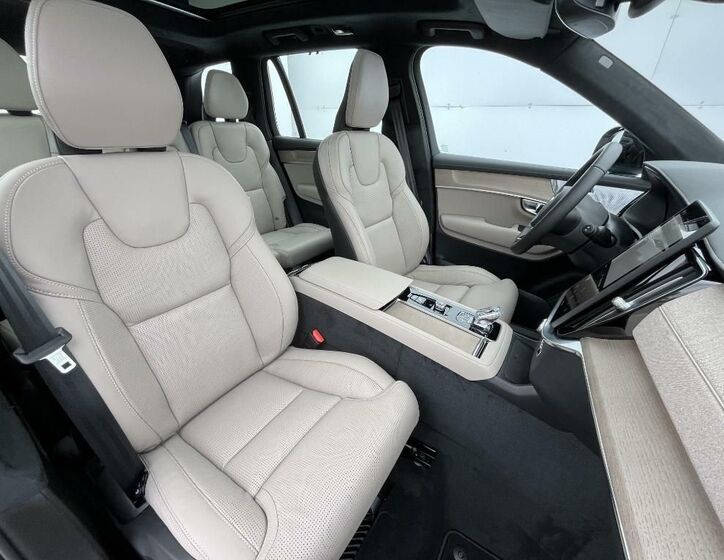 Volvo XC90 15