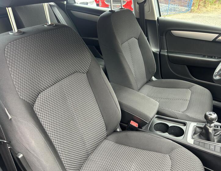 Volkswagen Passat 37