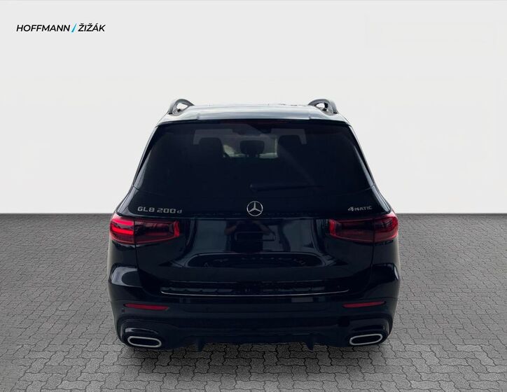 Mercedes-Benz GLB 6