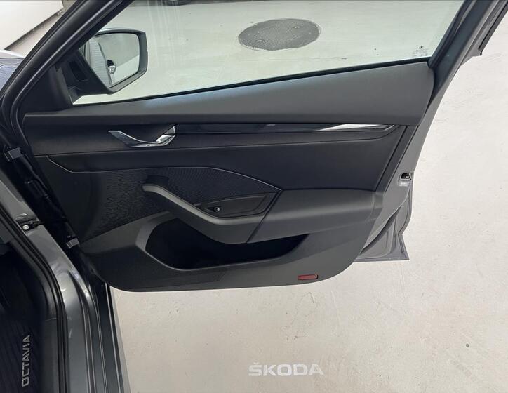 Škoda Octavia 28