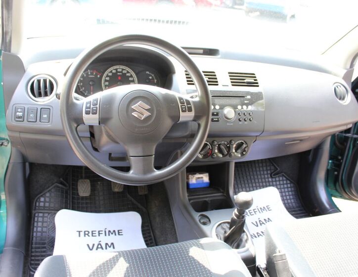 Suzuki Swift 16