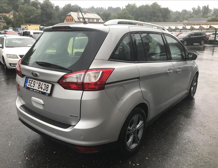 Ford Grand C-MAX 5