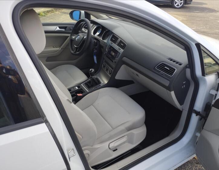 Volkswagen Golf 8