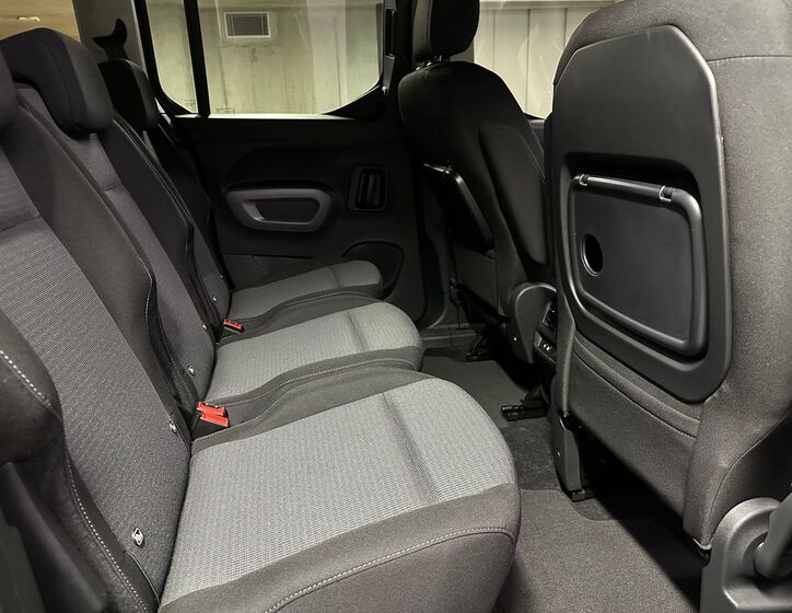 Toyota ProAce 12