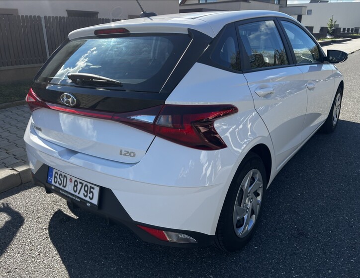 Hyundai i20 3