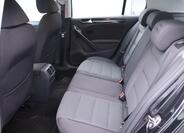 Volkswagen Golf 13