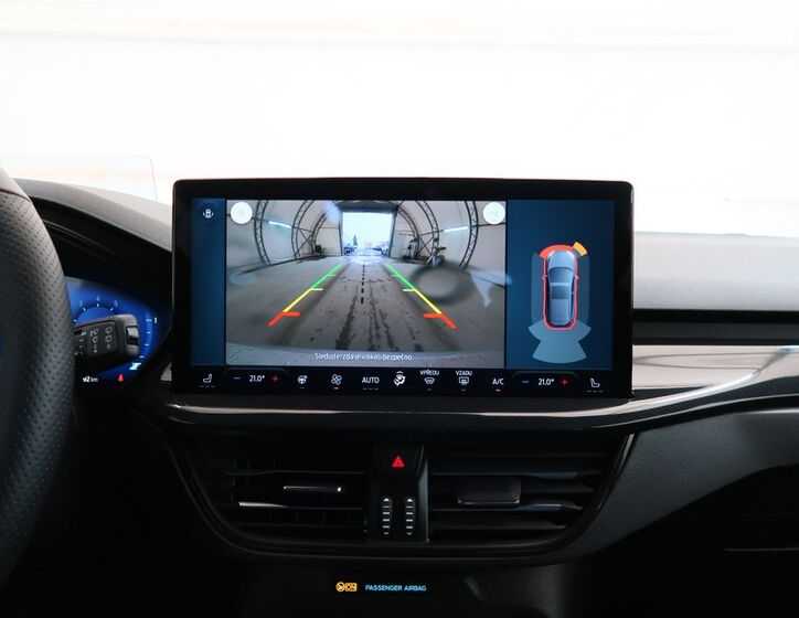 Ford Focus 24