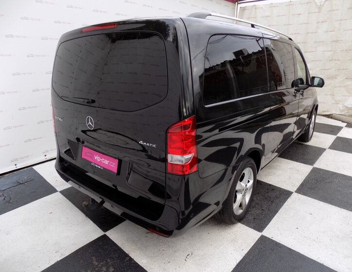 Mercedes-Benz Třídy V 7