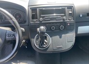 Volkswagen Multivan 10