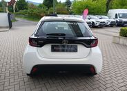 Toyota Yaris 5