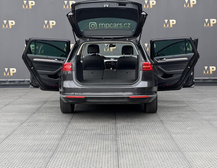 Volkswagen Passat 9
