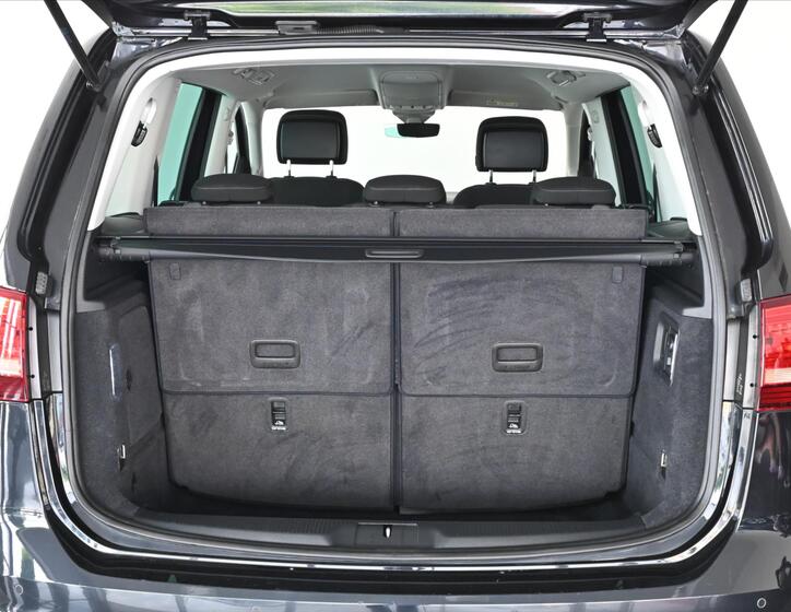 Volkswagen Sharan 6
