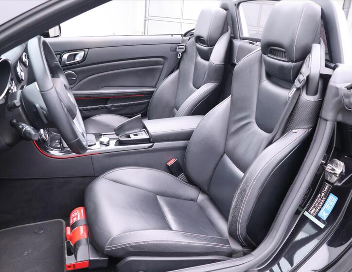 Mercedes-Benz SLK 19
