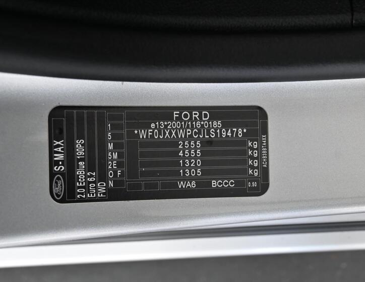 Ford S-MAX 8