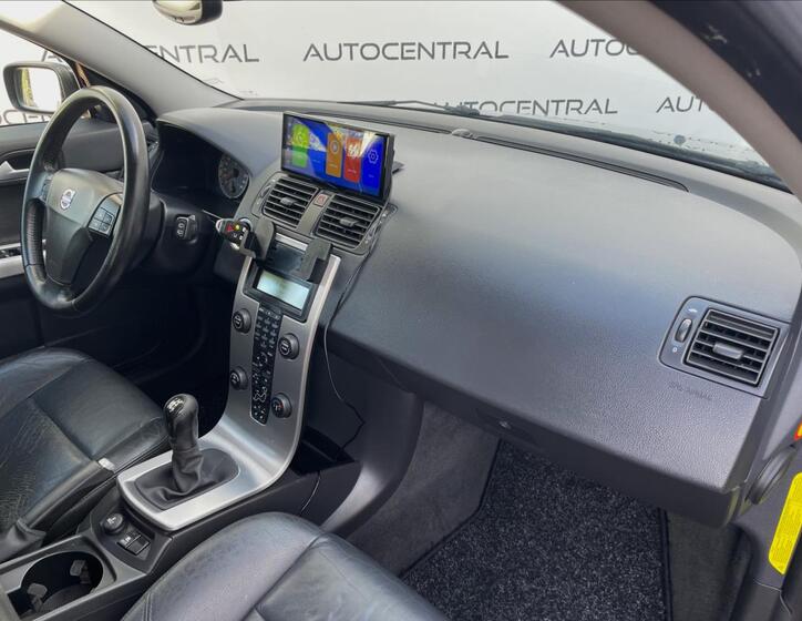 Volvo V50 17