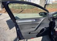 Volkswagen Golf 10