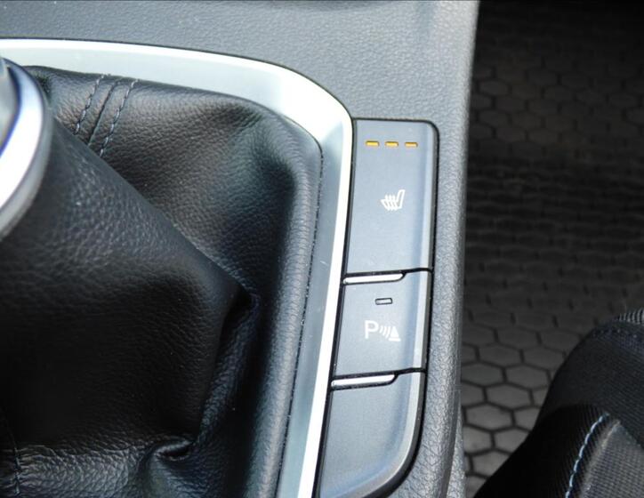 Hyundai i30 46