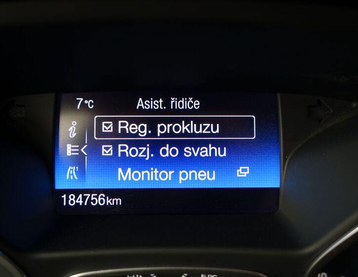 Ford Grand C-MAX 11