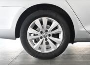 Volkswagen Golf 34