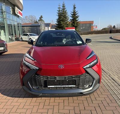 Toyota C-HR 2