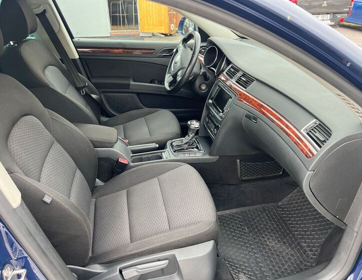 Škoda Superb 10