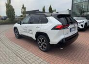 Toyota RAV4 8