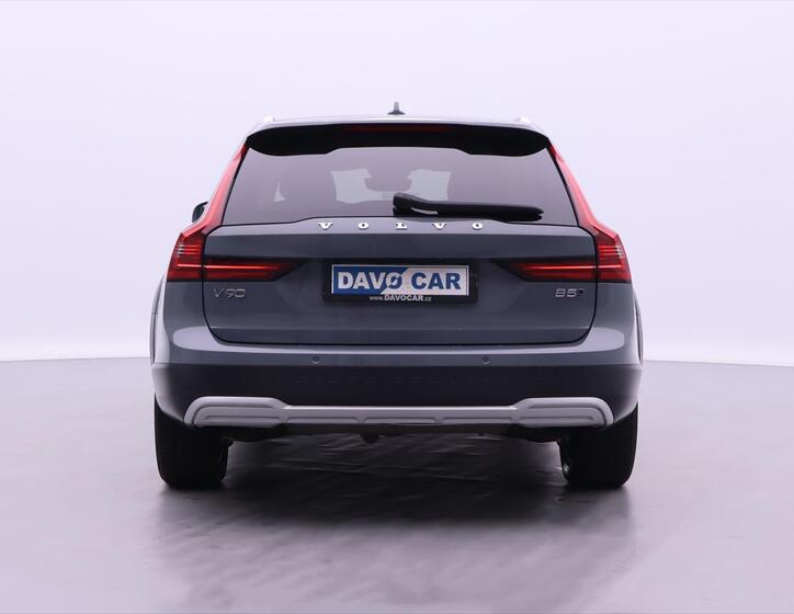 Volvo V90 6
