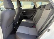 Toyota Auris 10