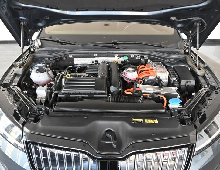 Škoda Superb 5