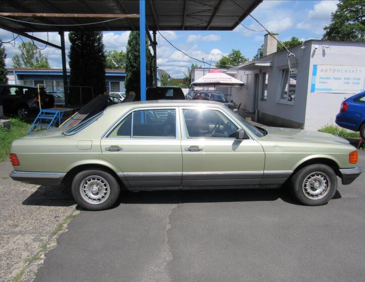 Mercedes-Benz 126 8