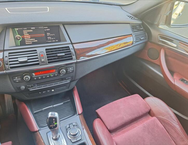 BMW X6 8