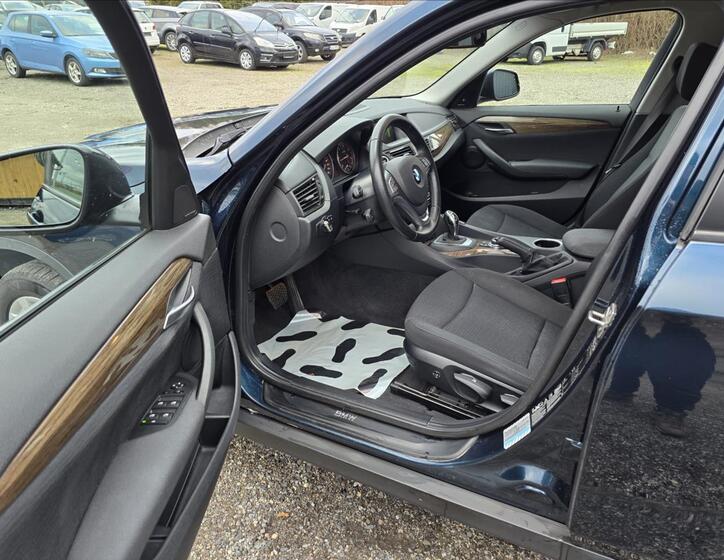 BMW X1 7
