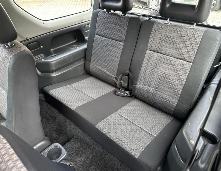 Suzuki Jimny 13