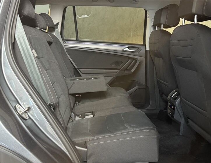 Volkswagen Tiguan Allspace 12