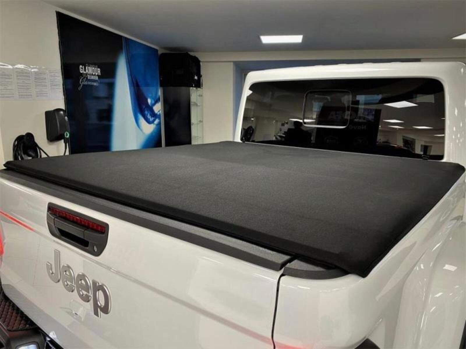 Jeep Gladiator 8