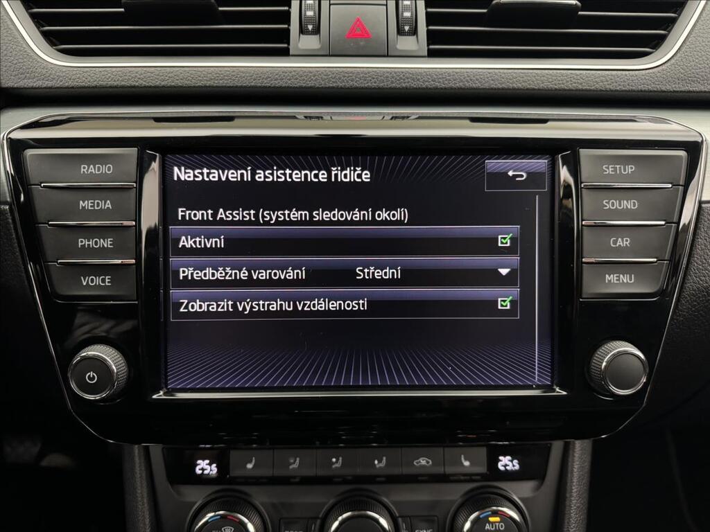 Škoda Superb 21