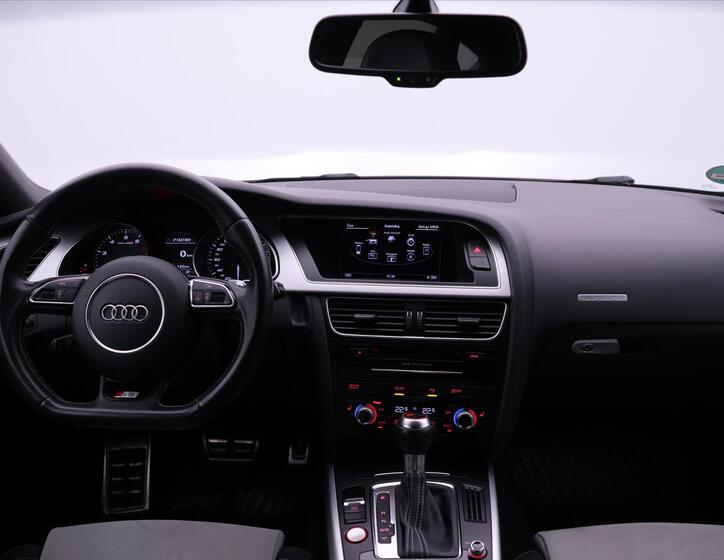 Audi S5 38
