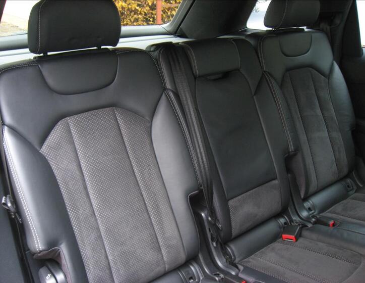 Audi Q7 20